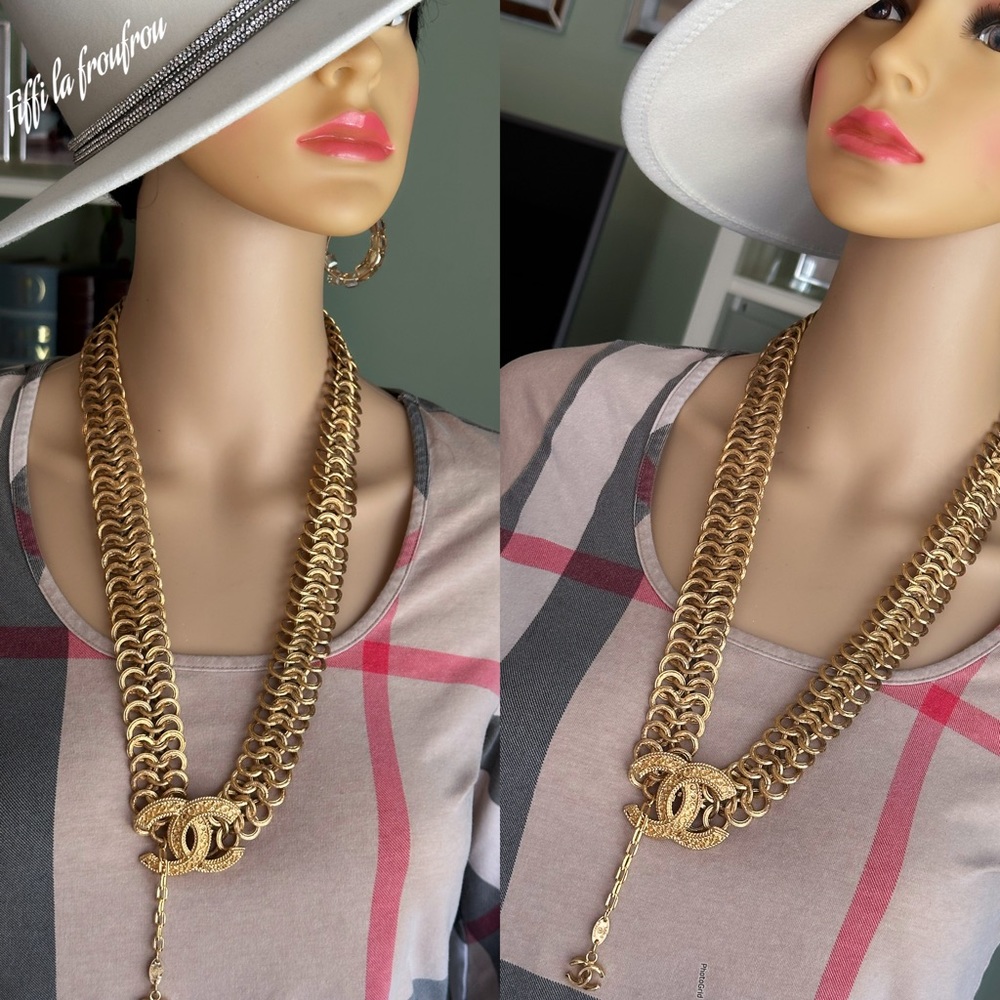 Authentic Chanel belt/necklace